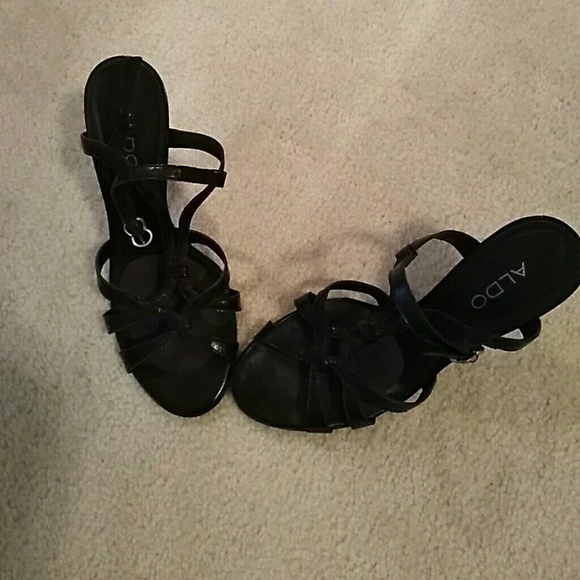 Shoes - Picture 2 of 3